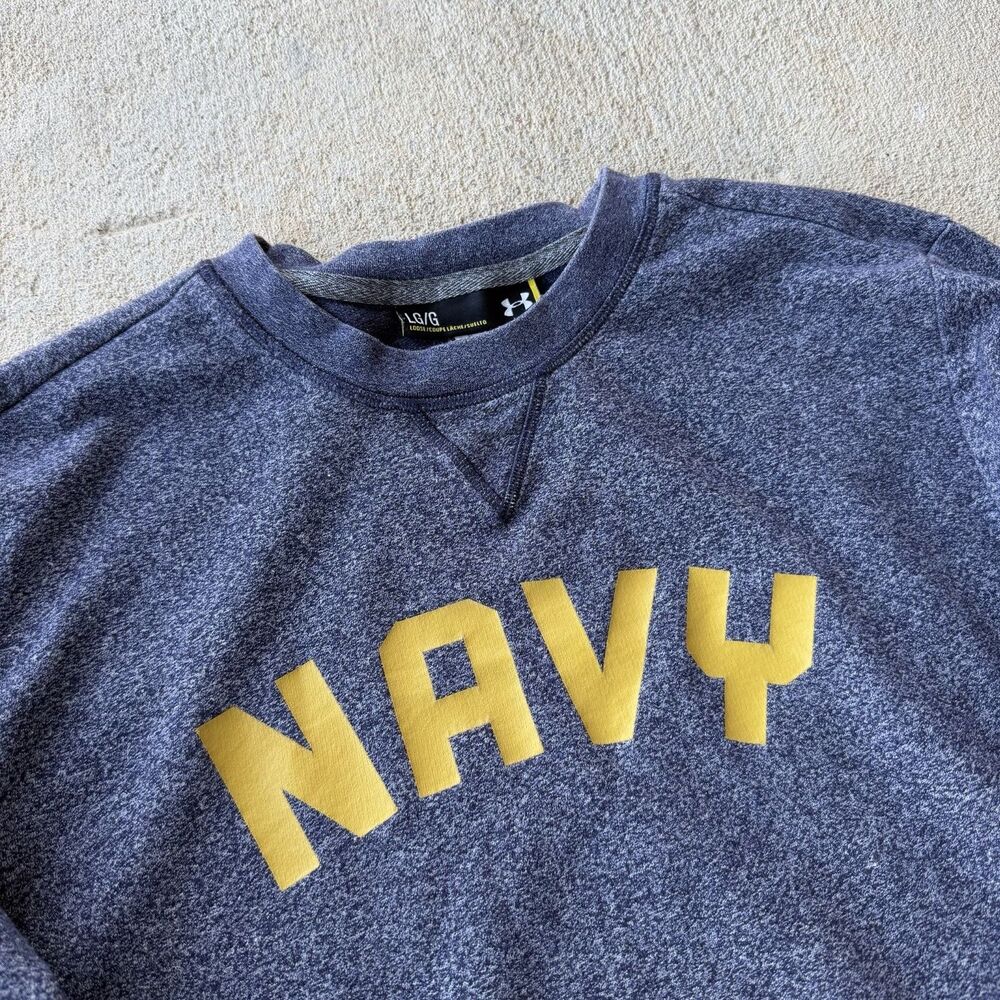 Men’s Under Armour Navy Pullover Crewneck Sweater Size Large